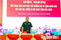 Thiếu tướng La Công Phương đối thoại dân chủ với cán bộ, chiến sĩ Bộ CHQS tỉnh Bắc Ninh